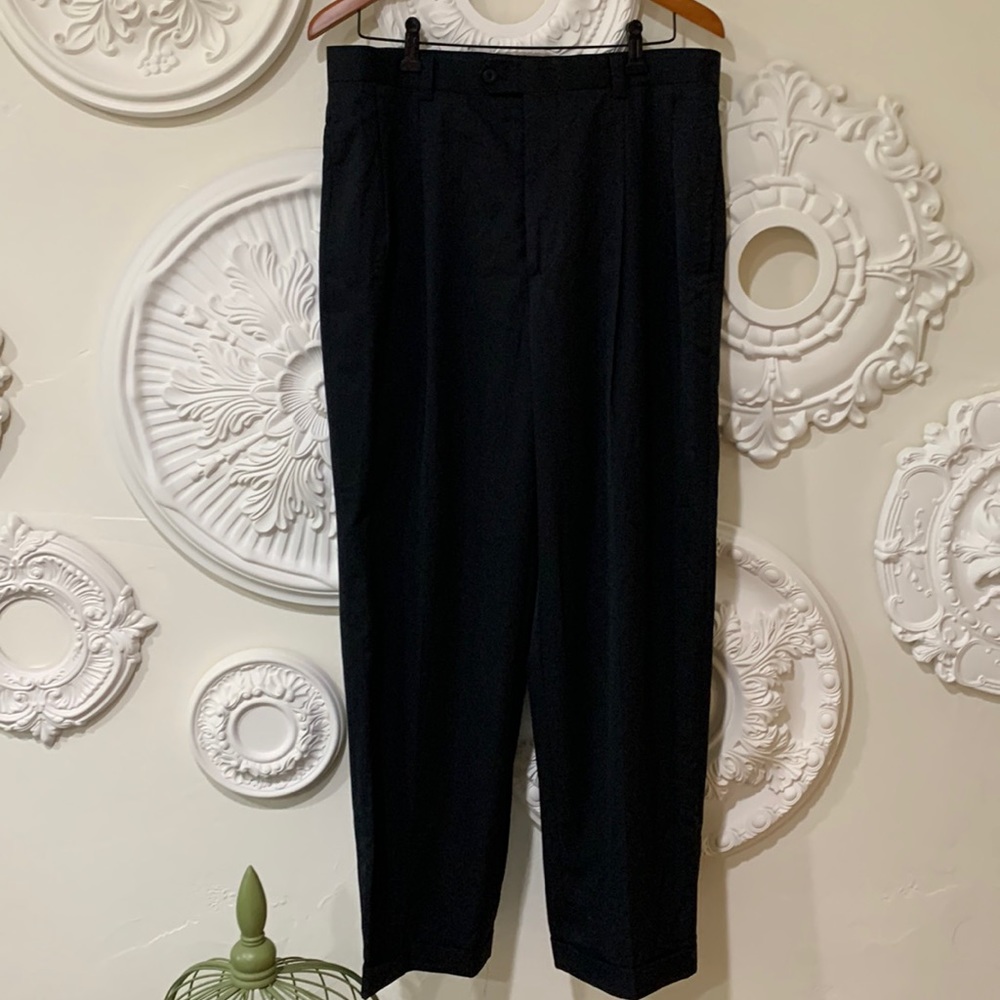 Black dress pant
